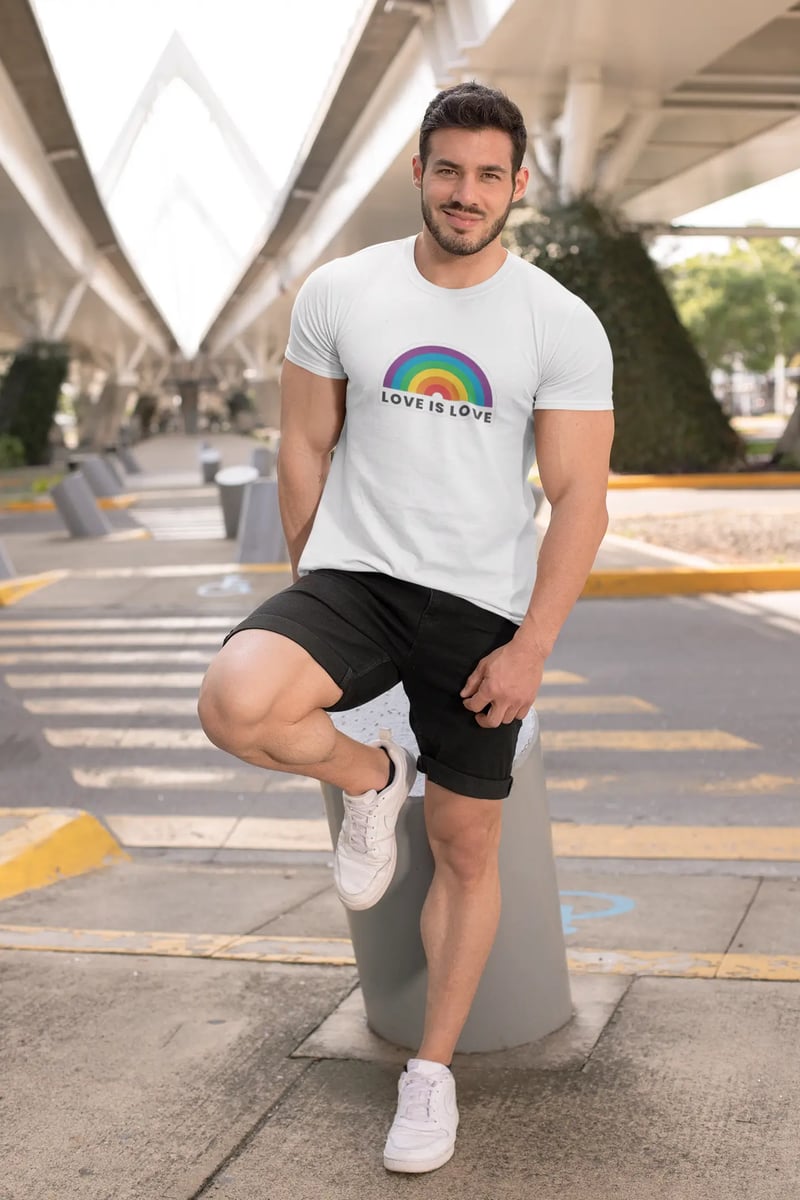Nome do produto: love is love