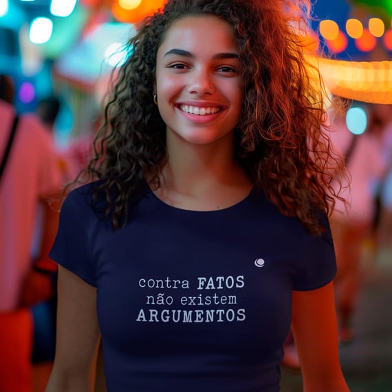 Camiseta - contra FATOS não existem ARGUMENTOS (Baby Long)