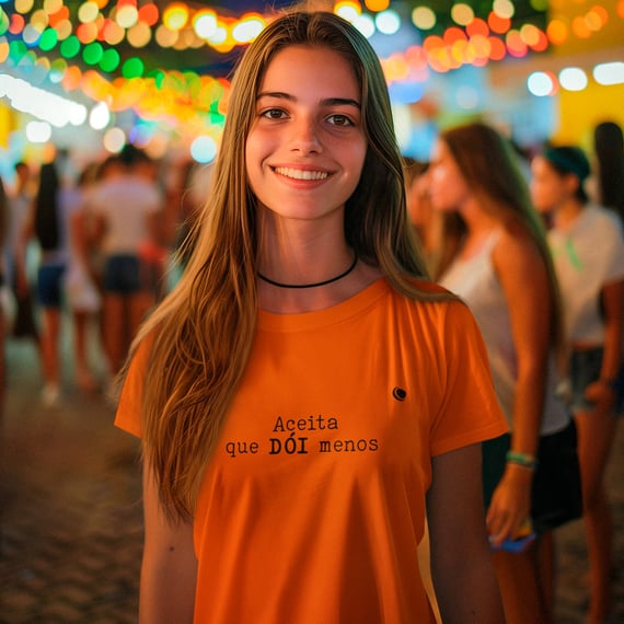 Camiseta - Aceita que DÓI menos (Baby Long)