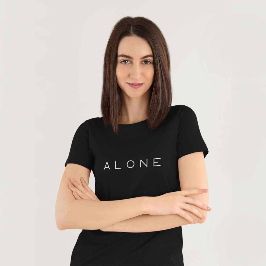 Camiseta Alone Basic