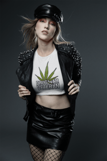 Nome do produto Cropped Drug War Veteran
