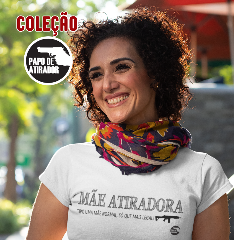 Nome do produto: Mãe Atiradora Branca Dry Fit Baby Look Papo de Atirador