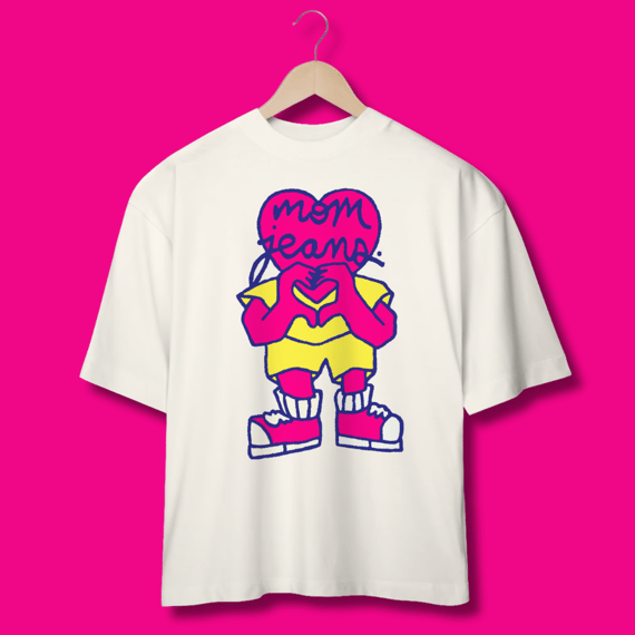 Camiseta Oversized Mom Jeans. - Heart