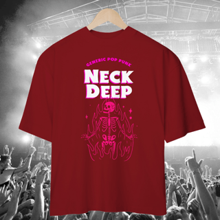 Camiseta Oversized Neck Deep 