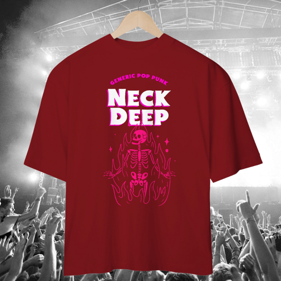 Camiseta Oversized Neck Deep - Pop Punk Skull