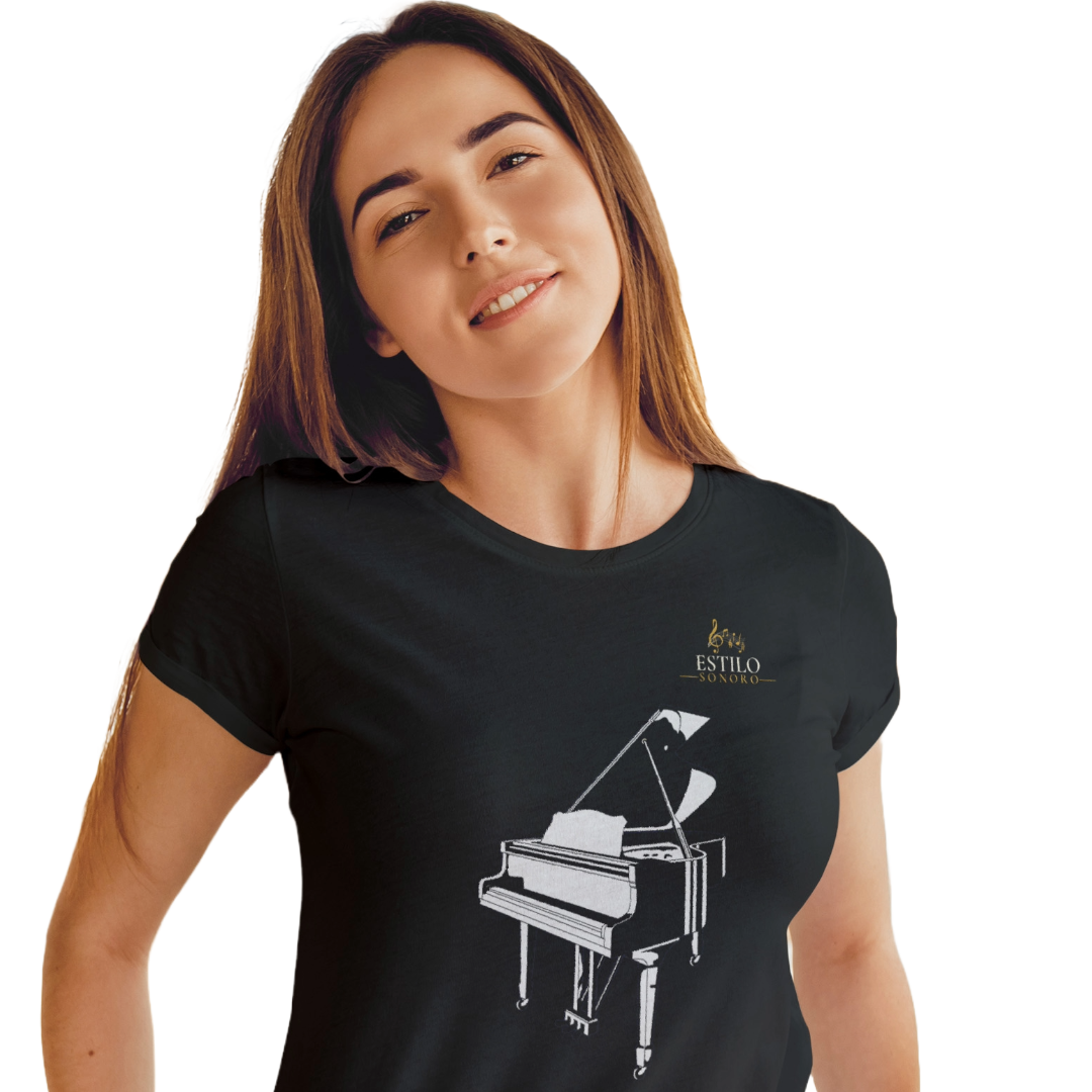 Camiseta Premium Feminina Algodão Pima Estampada Musical Piano - Estilo Sonoro Nome do produto: Camiseta Premium Feminina Algodão Pima Estampada Musical Piano - Estilo Sonoro