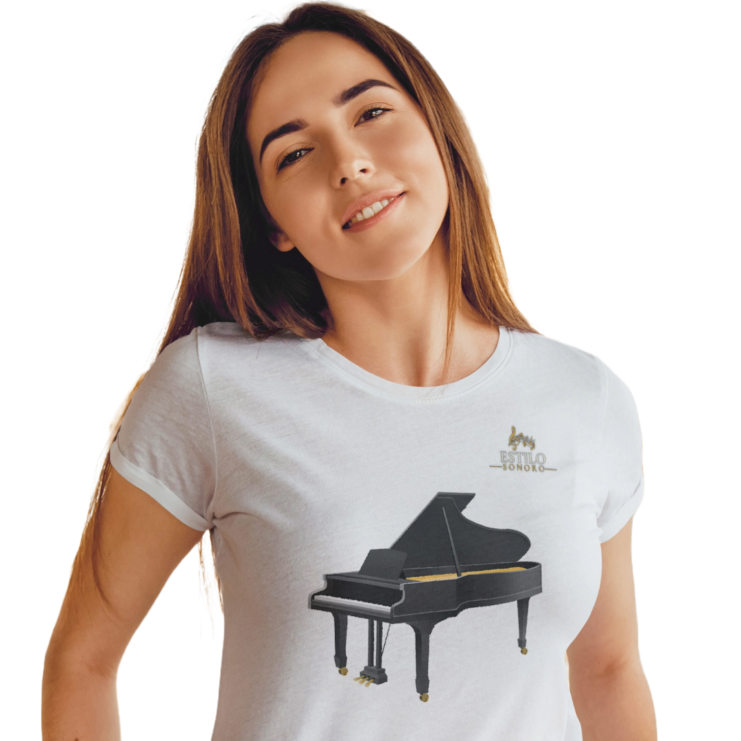 Camiseta Premium Feminina Algodão Pima Estampada Musical Piano - Estilo Sonoro Nome do produto: Camiseta Premium Feminina Algodão Pima Estampada Musical Piano - Estilo Sonoro