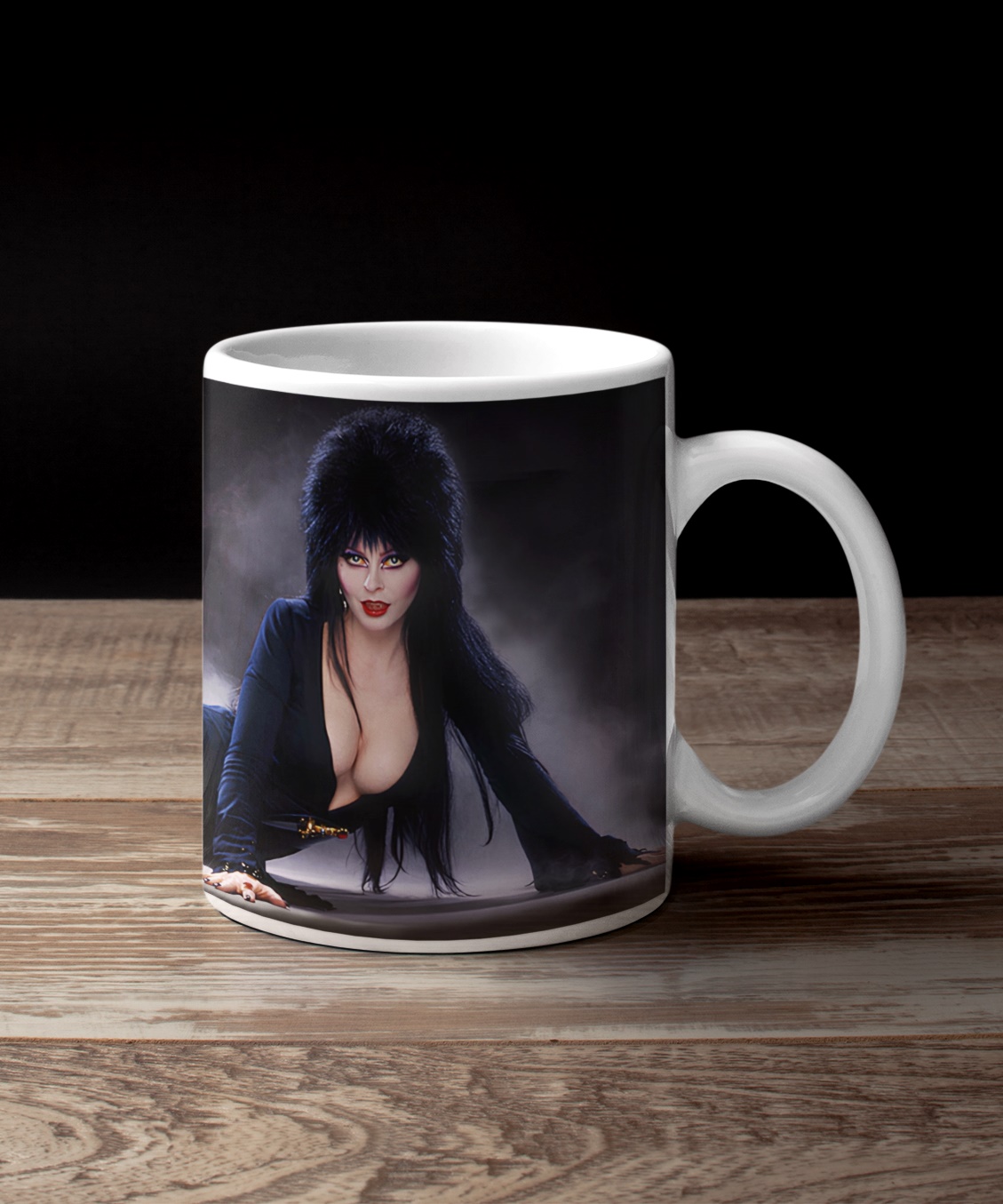 CANECA ELVIRA A RAINHA DAS TREVAS