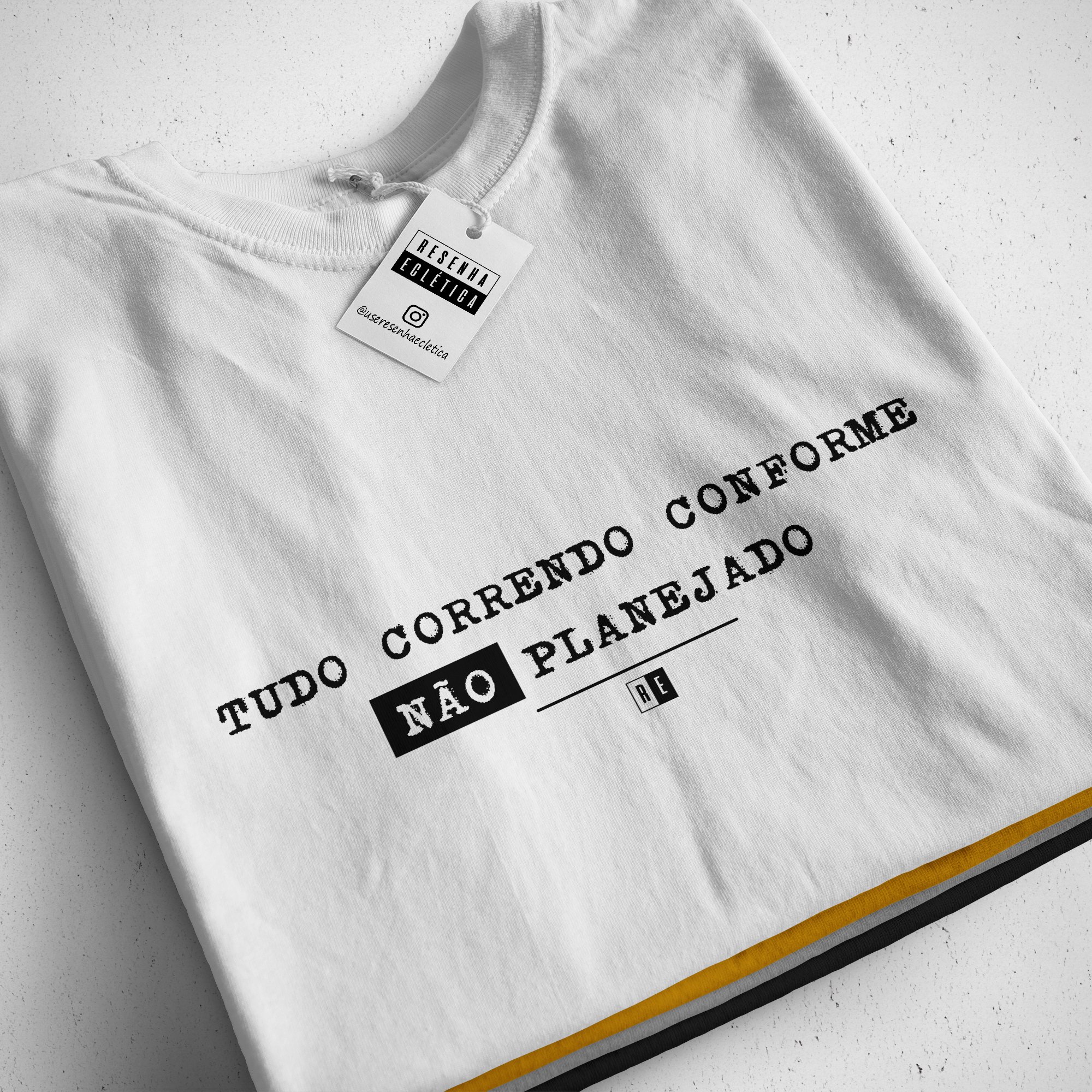 Camiseta Masculina Conforme Não Planejado