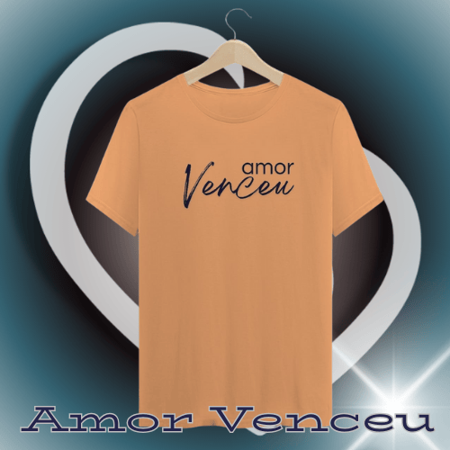 Nome do produto: Camiseta Estonada Amor Venceu Interior