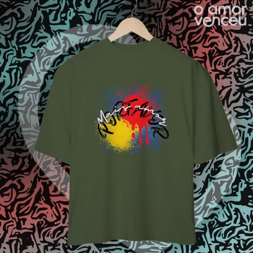 Nome do produto: Camiseta Oversized Mais Amor Por Favor Lema