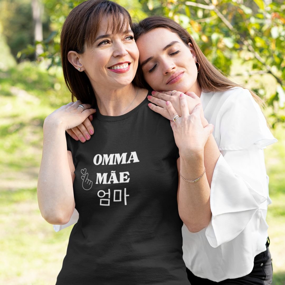 T-Shirt OMMA (Mãe em Coreano) 