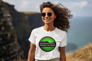 Camiseta baby look algodão quality PEDRA DO BAÚ MONA (VERDE)