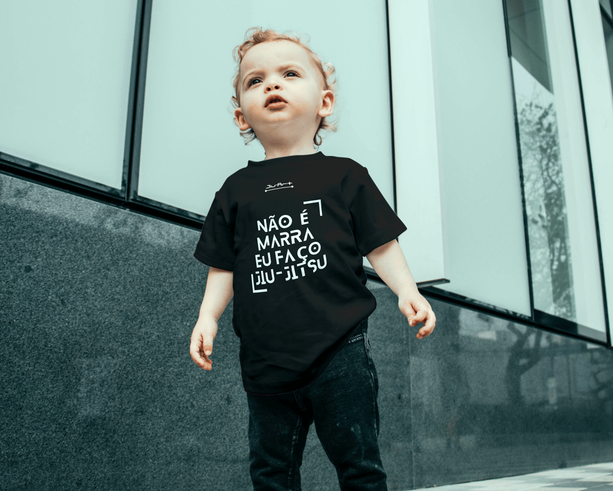 Nome do produto: Camisa não é marra (Infantil de 02 a 08 anos) Letra branca