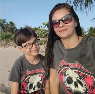 Nome do produto T-SHIRT METALLICA GIMME FUEL ESTAMPA ROXA