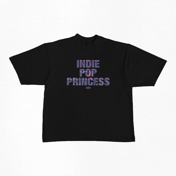 Camiseta Oversized | Indie Pop Princess - Rachel Chinouriri