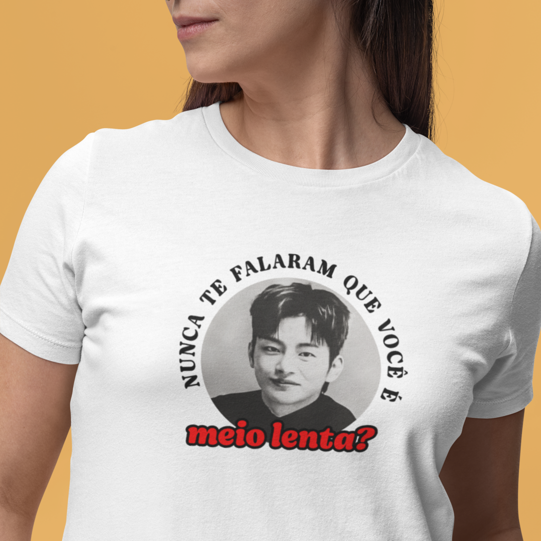 Nome do produto: Camiseta Desgraça Ao Seu Dispor - Frases
