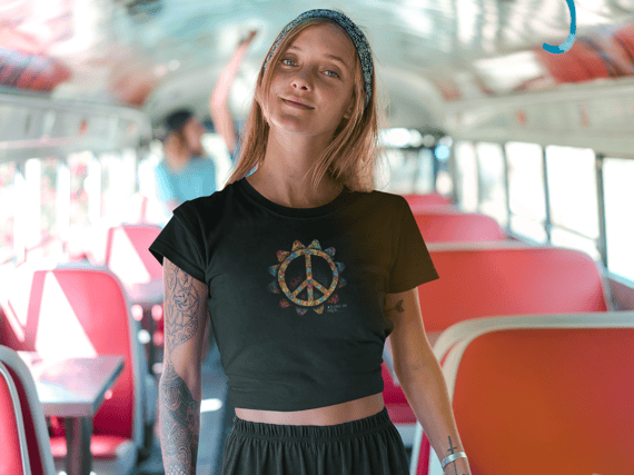 Cropped Psy - Peace and love