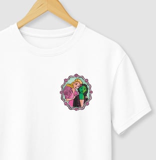 Nome do produtoCamiseta (Algodão Peruano) - Green Goes Well With Pink (Lateral)