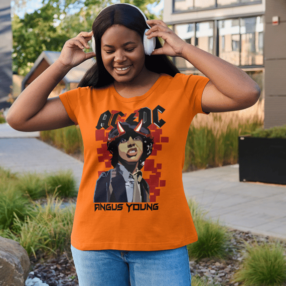 T-shirt Feminino AC/DC Angus Young