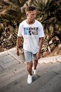 Nome do produto CAMISETA UNISEX YAHWEH  CLARA