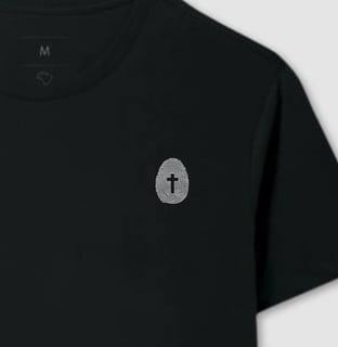 Nome do produto Camiseta Premium - Essência de Fé