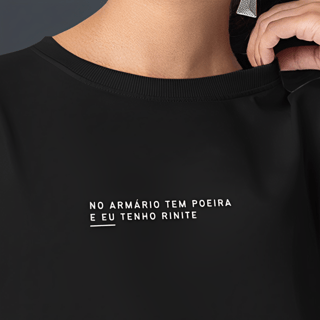 Camiseta Armário empoeirado