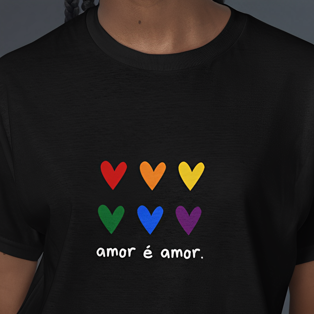 Camiseta Amor é Amor