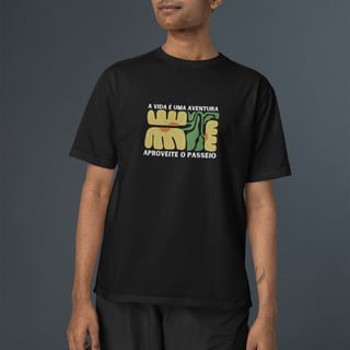 Nome do produto Camiseta A vida é uma aventura
