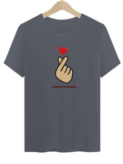 Nome do produto Camiseta Unissex Finger Heartu