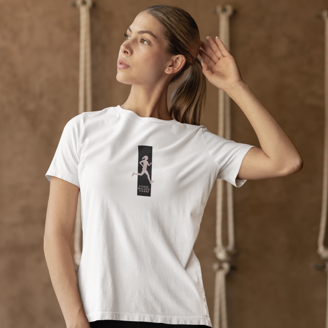 Nome do produto: T - Shirt Corre Mulher