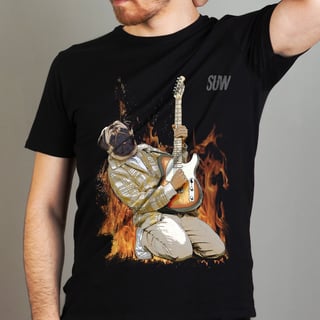 Nome do produto T-Shirt Guitar Pug