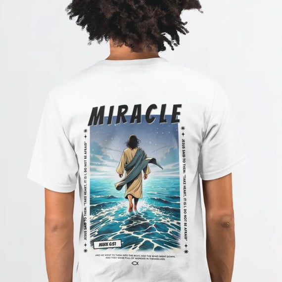 Camiseta Unissex - O milagre sobre as águas