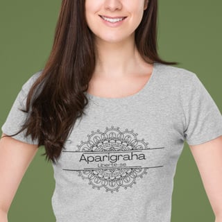 Camiseta Yoga Babylong Aparigraha, Liberte o que Não te Serve
