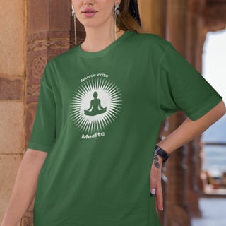 Camiseta de Yoga Meditação Solar Oversized