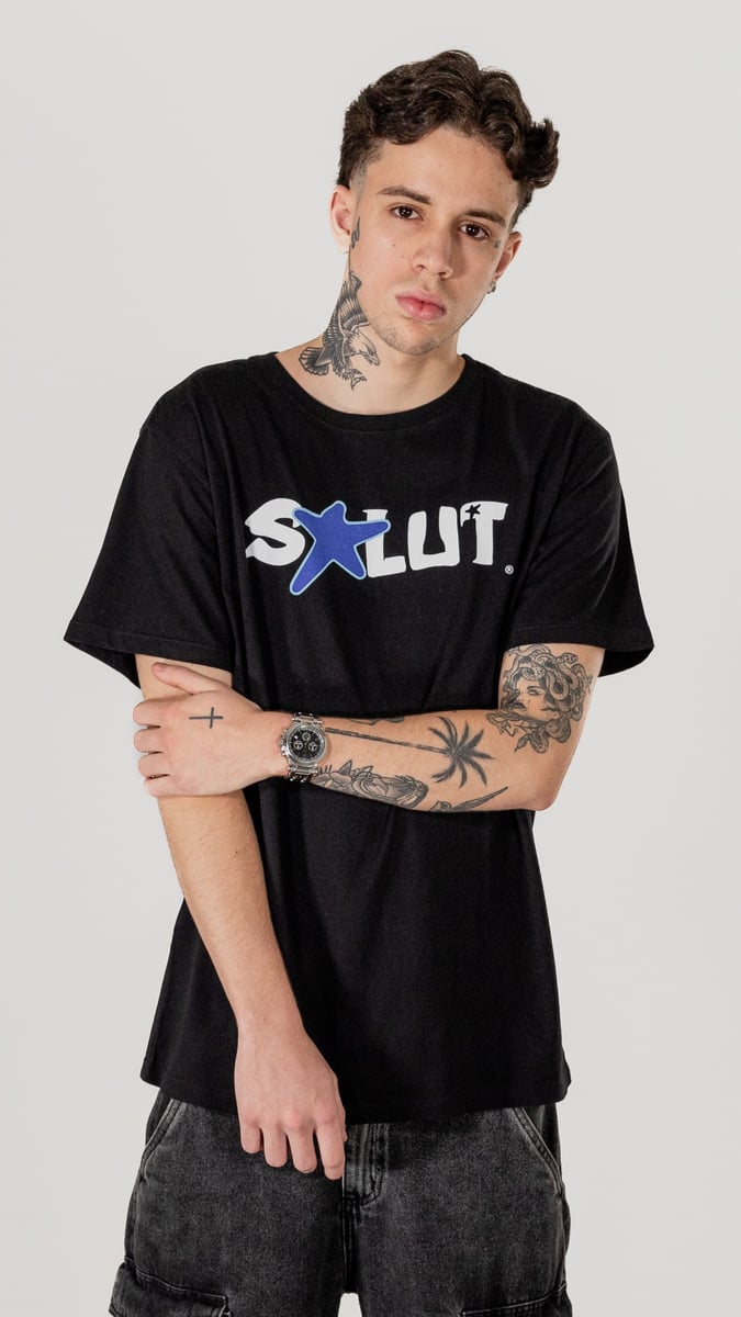 Nome do produto: Salut Star | Black T-Shirt