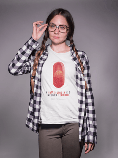 Nome do produto Inteligência é o melhor Remédio - Ozzie Pena - Camiseta Unissex