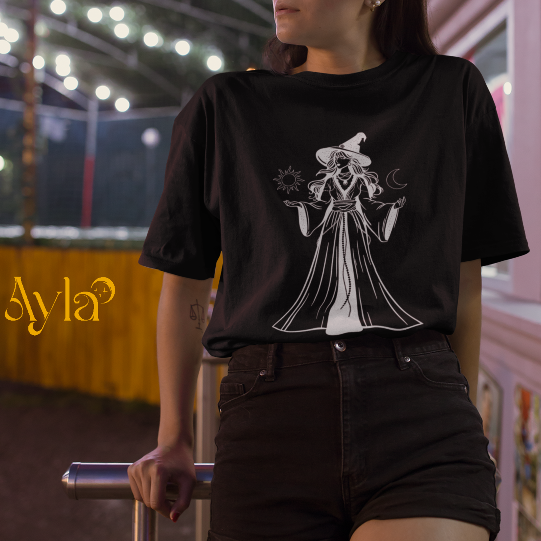 Camiseta Oversized - Sacerdotisa - Preta