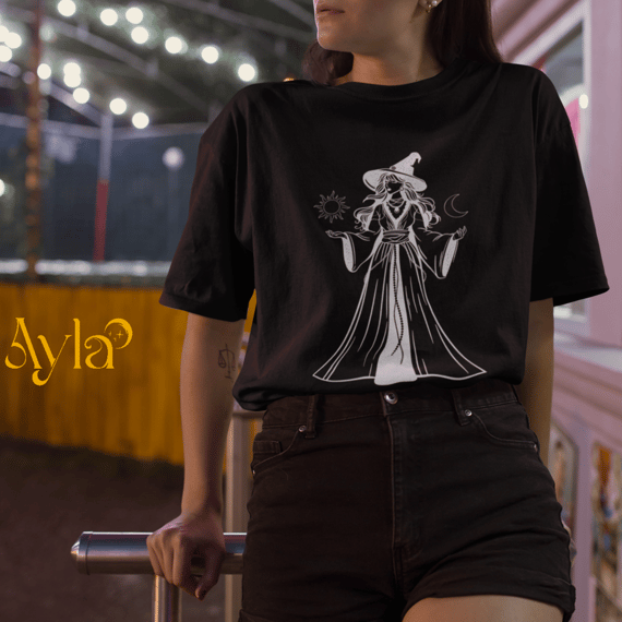 Camiseta Oversized - Sacerdotisa - Preta