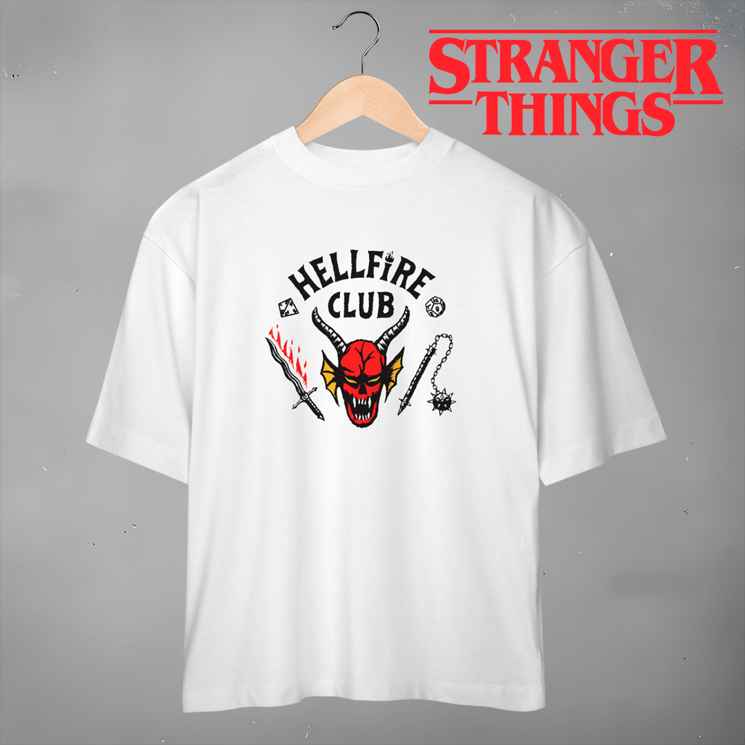 Camiseta Stranger Things Hellfire Club - Oversized