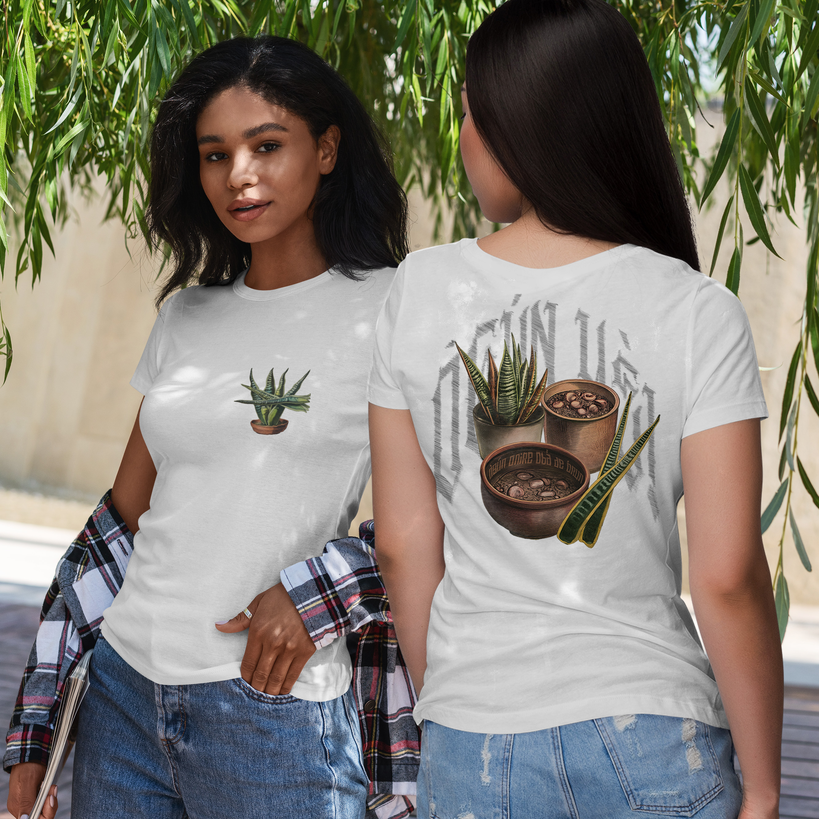 Camiseta Ogum - Senhor de Irê! - Tecidos Claros - Feminina