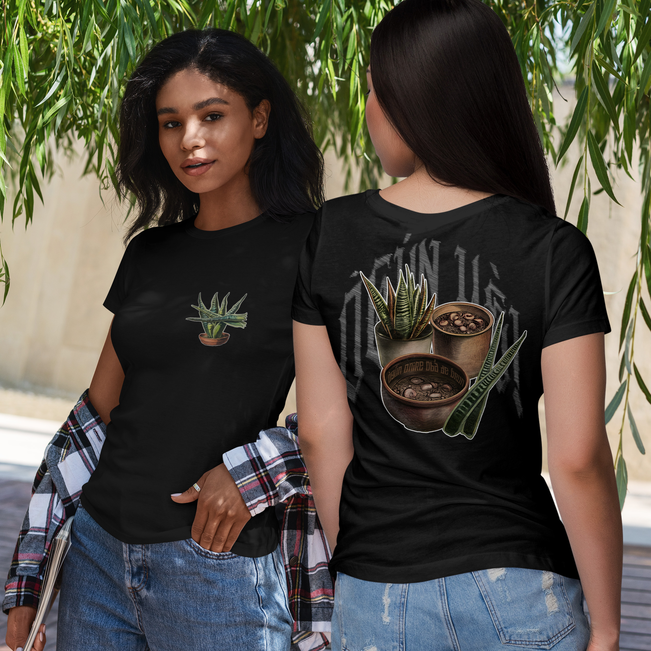 Camiseta Ogum - Senhor de Irê! - Tecidos Escuros - Feminina