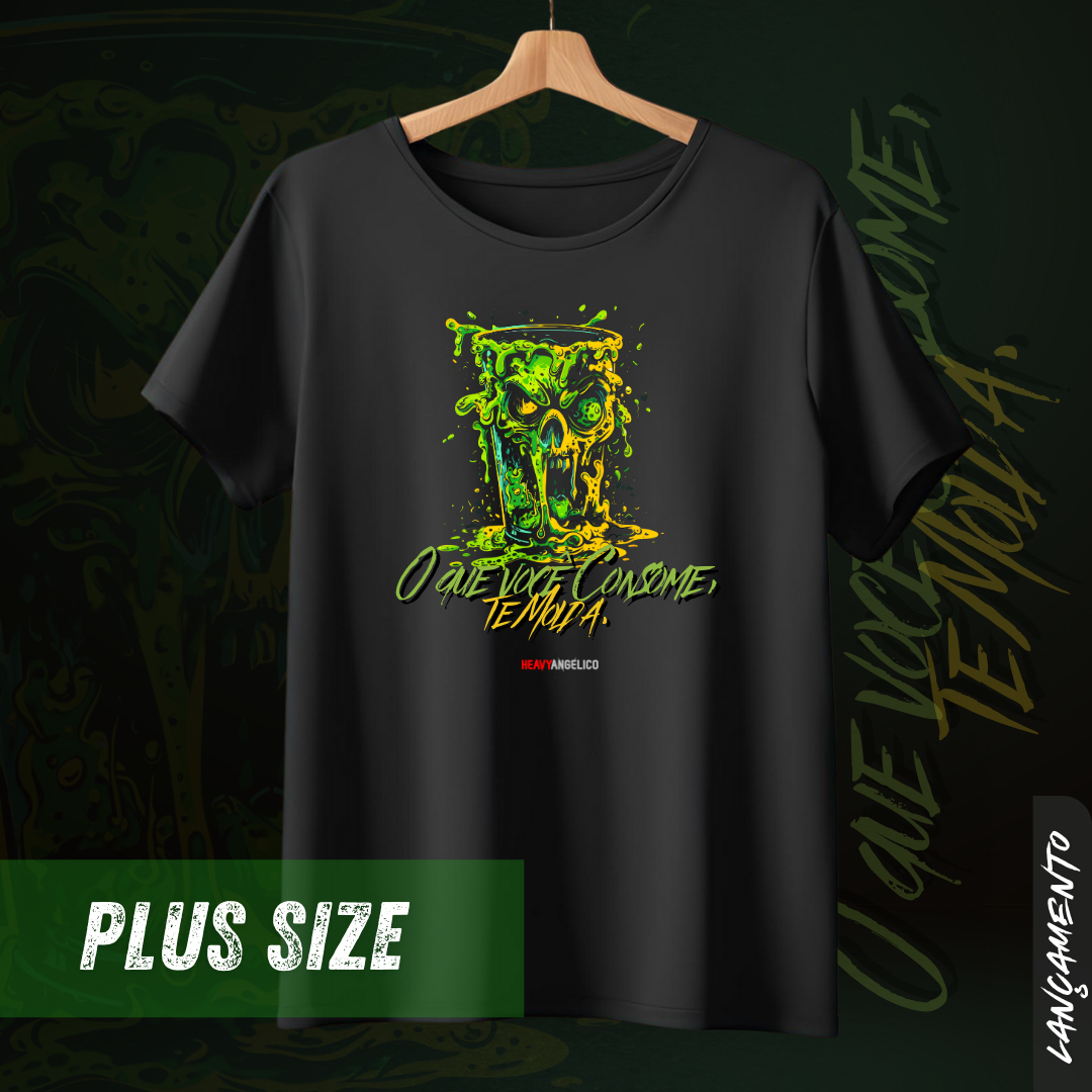 Nome do produto: O Que Você Consome, Te Molda - Camiseta Plus Size