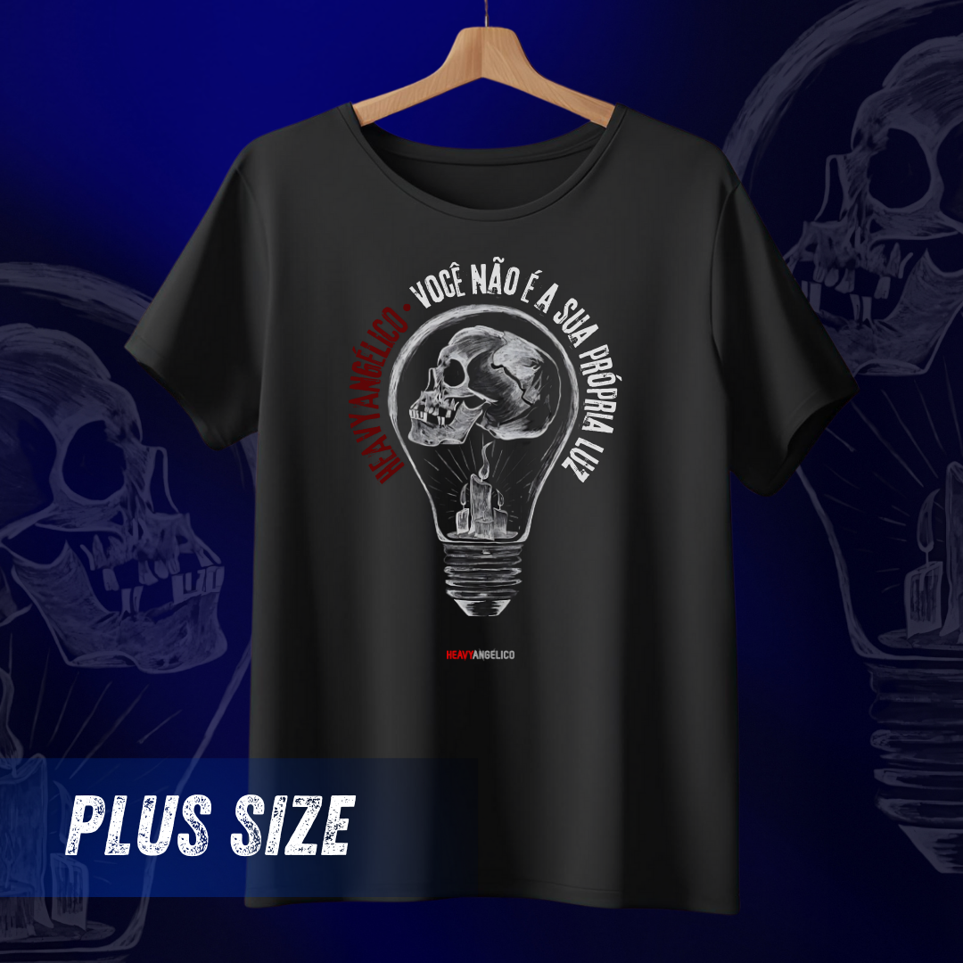 Nome do produto: Você não é a Sua Própria Luz - Camiseta Plus Size