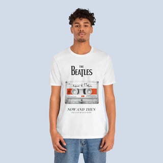 Nome do produto Camiseta Now And Then Unissex