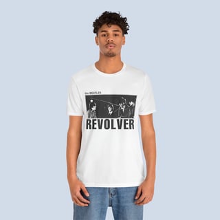 Nome do produto Camiseta Revolver Branca Unissex