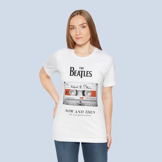 Nome do produto Camiseta Now And Then Unissex