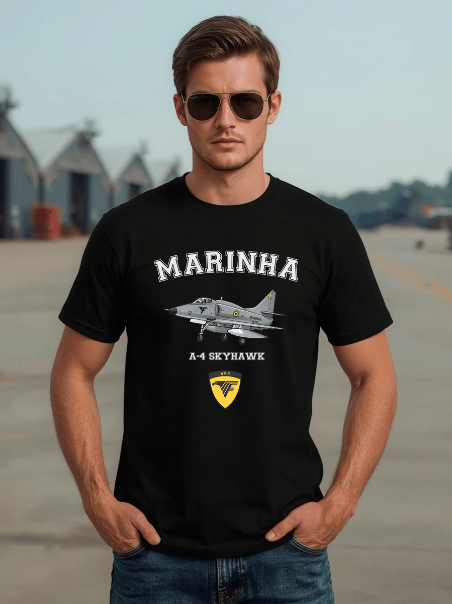 Nome do produto: Camiseta Marinha Brasileira – Caça A-4 Skyhawk (Esquadrão VF-1)