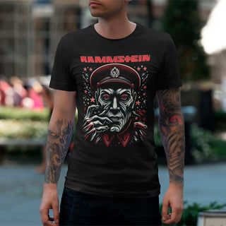 Nome do produto Camiseta Rammstein | Mein Kommandant