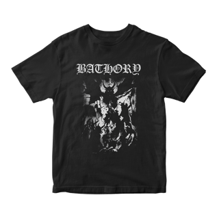 Camiseta Essencial Bathory | Primal Darkness
